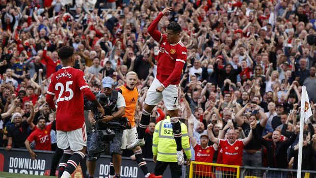 Soccer Football - Premier League - Manchester United v Newcastle United - Old Trafford, Manchester, Britain - September 11, 2021 Manchester United's Cristiano Ronaldo celebrates scoring their second goal REUTERS/Phil Noble EDITORIAL USE ONLY. No use with unauthorized audio, video, data, fixture lists, club/league logos or 'live' services. Online in-match use limited to 75 images, no video emulation. No use in betting, games or single club /league/player publications.  Please contact your account representative for further details.
