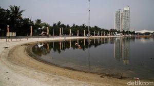 Suasana Uji Coba Pembukaan Taman Impian Jaya Ancol