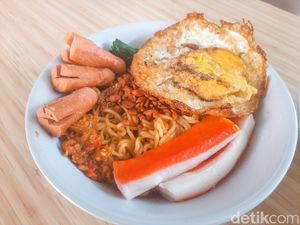 Makan Indomie di Warmindo Self Service, Harga Mulai dari Rp 7 Ribu!