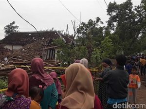 Saat Lokasi Ledakan di Pasuran Ramai Didatangi Warga