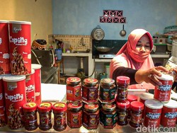 Harga Cabe Anjlok Kelompok Petani Wanita Ini Olah Cabe Jadi Abon dan Sambal