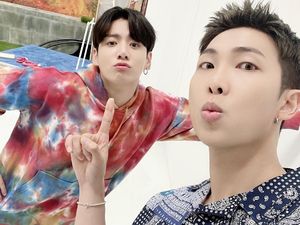 Its Joonie Day! 7 Fakta Kim Namjoon Leader BTS yang Sedang Ulang Tahun Its Joonie Day! 7 Fakta Kim Namjoon Leader BTS yang Sedang Ulang Tahun