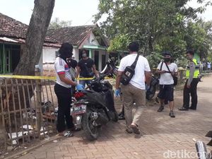 Polisi Amankan Motor dari Reruntuhan Ledakan Tewaskan 2 Orang di Pasuruan