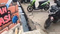 Penampakan Got Lokasi Anies Kecebur Saat Sapa Warga di Jakut