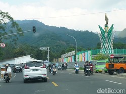 Rest Area Gunung Mas Tempat Relokasi PKL Puncak, Masih Sepi