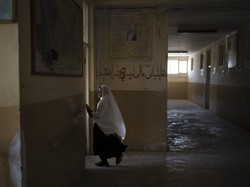 Taliban Batalkan Pembukaan Sekolah, Murid-murid Pulang Menangis