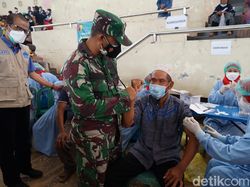 Vaksinasi Terus Digencarkan di Magetan Demi Kejar Level 1
