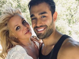 Britney Spears Makin Gencar Cari Tempat Nikah Britney Spears Makin Gencar Cari Tempat Nikah