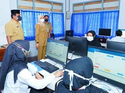 Ribuan Calon Guru Diseleksi, Ipuk Ingatkan Tantangan Kehilangan Belajar Saat Pandemi