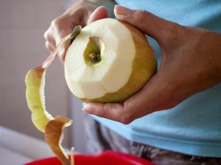 8 Tips Memilih dan Membersihkan Bahan Makanan untuk Cegah Covid-19