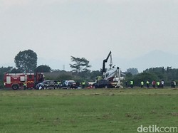 KNKT Masih Investigasi Sebab Helikopter Kemenhub Terguling di Curug Tangerang