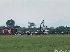 KNKT Masih Investigasi Sebab Helikopter Kemenhub Terguling di Curug Tangerang KNKT Masih Investigasi Sebab Helikopter Kemenhub Terguling di Curug Tangerang