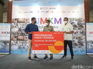 HIPMI Jaya Berikan Bantuan Melalui Program UMKM