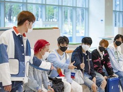 iKONs Type: One Summer Night: Aksi Kejar-kejaran yang Bikin Deg-degan