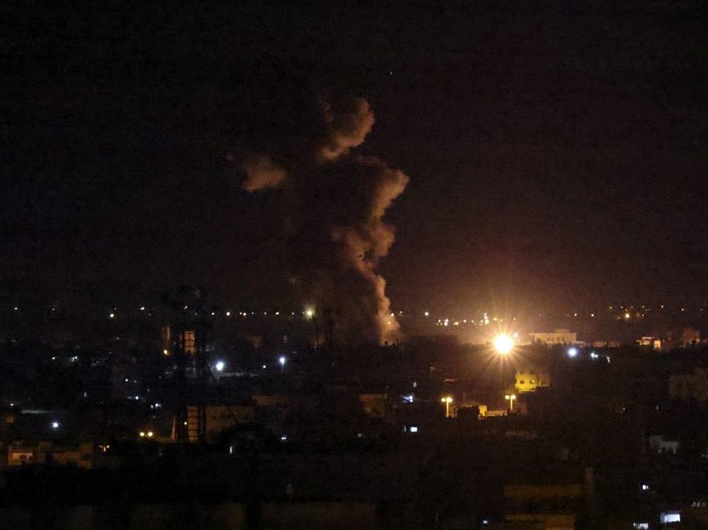 Israel Gempur Posisi Hamas di Gaza Usai Diserang Roket Israel Gempur Posisi Hamas di Gaza Usai Diserang Roket