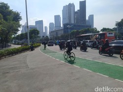 Polisi Putar Balik Mobil Pelat Genap di Gage Sudirman Agar Tak Kena e-TLE