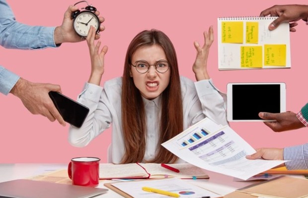 Merasa Semua Orang Menyebalkan