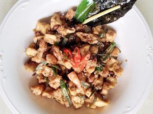 Resep Tumis Tauco Udang dan Tahu yang Gurihnya Mantap Resep Tumis Tauco Udang dan Tahu yang Gurihnya Mantap