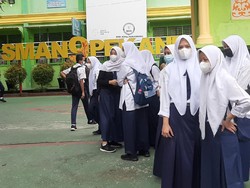 Sekolah Tatap Muka Dimulai di Pekanbaru, Jam Belajar Dibagi 2 Sesi