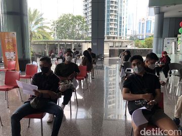 Ngapain Jauh-jauh ke AS Buat Vaksin Pfizer? Di Menara Bank Mega Juga Ada Ngapain Jauh-jauh ke AS Buat Vaksin Pfizer? Di Menara Bank Mega Juga Ada