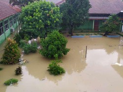 614 Rumah Warga Lebak Terendam-Tes PPPK Guru Diundur Akibat Banjir
