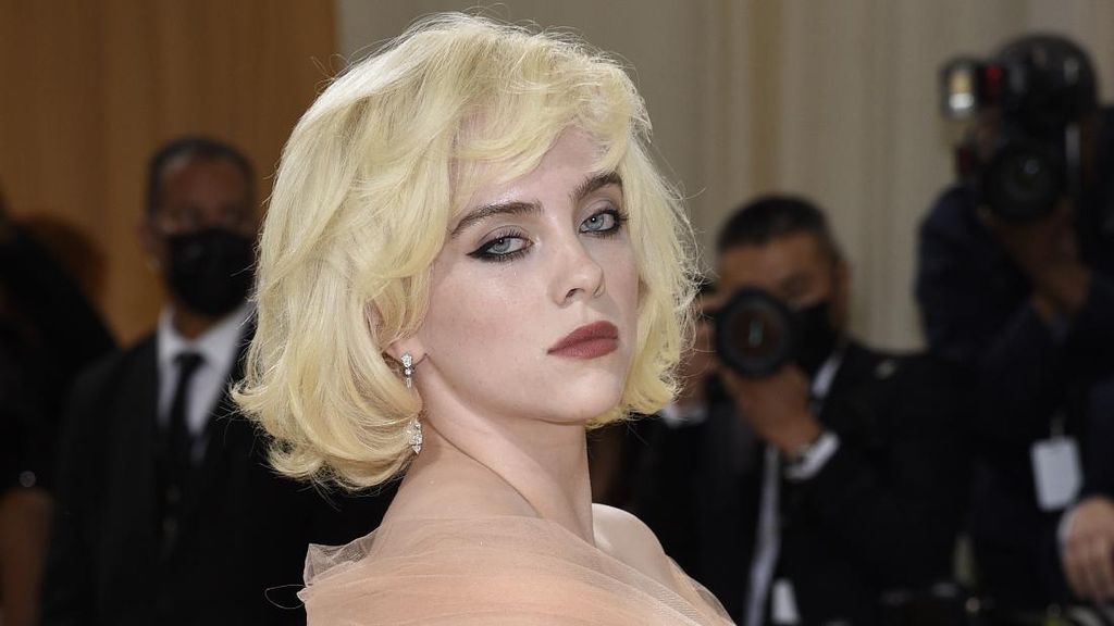 Billie Eilish Bergaya Old Hollywood, Pirang Mirip Marilyn Monroe Billie Eilish Bergaya Old Hollywood, Pirang Mirip Marilyn Monroe