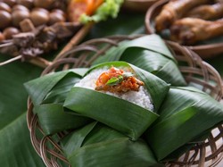 Kenapa Nasi Bungkus Angkringan Disebut Nasi Kucing?