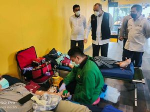 Golkar Gelar Vaksinasi COVID-19 untuk Sopir KWK