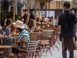 Hotel-Restoran Jerman Sibuk Cari Pekerja Agar Bisa Operasi Normal Lagi