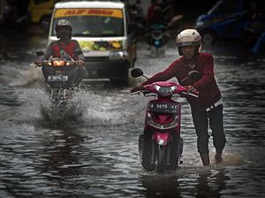 Kawasan Pasar Induk Rau di Serang Kebanjiran, Ini Penyebabnya