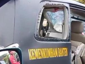 Kecelakaan di Tangerang, Mobil Dinas Kemenkumham Kanwil Banten Ringsek Kecelakaan di Tangerang, Mobil Dinas Kemenkumham Kanwil Banten Ringsek