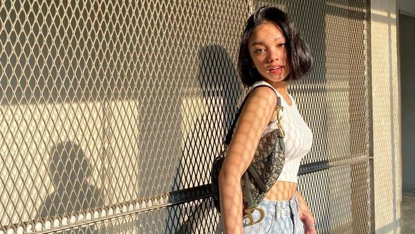 10 Potret Terbaru Naura yang Makin Dewasa, Jadi Pacar Anak Iis Dahlia