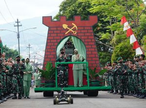 5 Tokoh yang Bersuara Tanggapi Letjen Dudung 5 Tokoh yang Bersuara Tanggapi Letjen Dudung