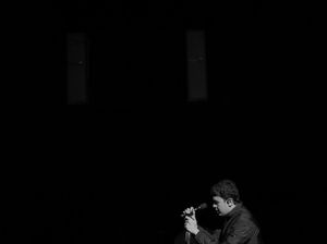 Tulus Bicara tentang Serba-serbi Terlalu Rindu Tulus Bicara tentang Serba-serbi Terlalu Rindu