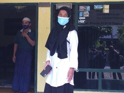 Mau Tahu Apa Reaksi Guru di Sleman saat Nadiem Menginap di Rumahnya?