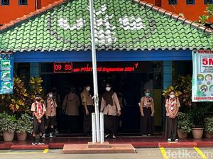 Cegah Klaster COVID di Sekolah, Menkes: Kawal PTM dengan Surveilans Cegah Klaster COVID di Sekolah, Menkes: Kawal PTM dengan Surveilans