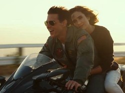 Momen Ini Bikin Tom Cruise Nangis di Top Gun: Maverick