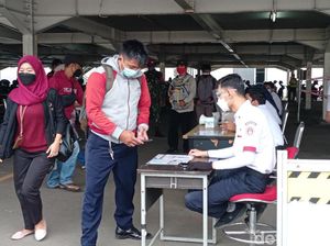 PPKM Diperpanjang, Antrean Penumpang di Stasiun Bogor Lengang Pagi Ini