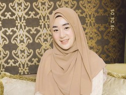 6 Potret Larissa Chou Kini Ubah Gaya Hijab Hingga 159 Pria Antre Melamar