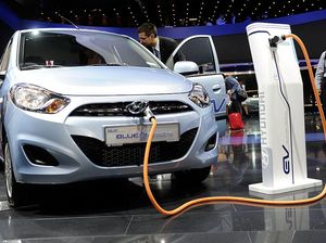 Mobil Listrik Makin Canggih: Montir Bengkel Bakal Punah Mobil Listrik Makin Canggih: Montir Bengkel Bakal Punah