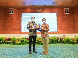 Operator Tambang Emas Banyuwangi dan PLN Kerja Sama Pengadaan Listrik