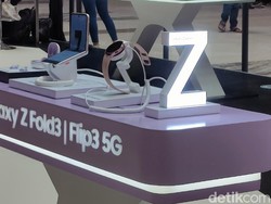 Google Batal Bikin Pixel Layar Lipat, Gara-gara Samsung?