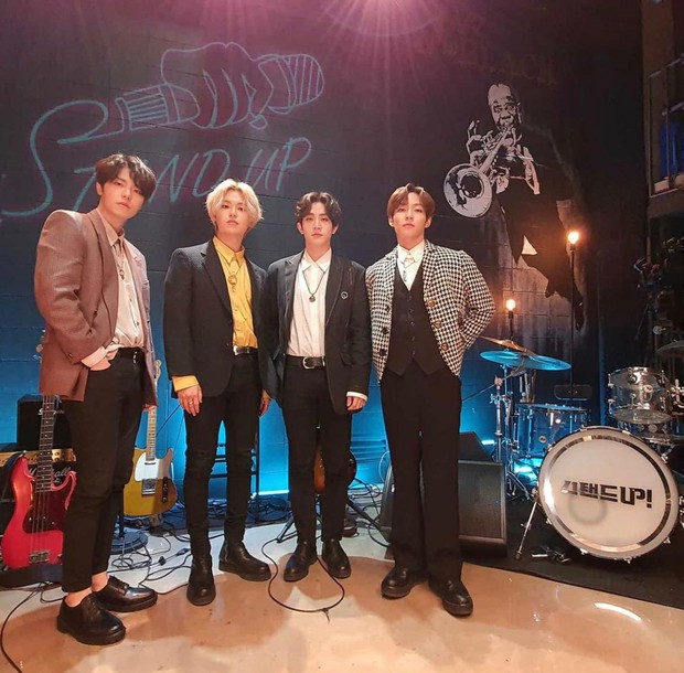 Terakhir, ada juga band yang cukup terkenal di Korea dengan lagu-lagunya dan wajib buat kamu kepoin.