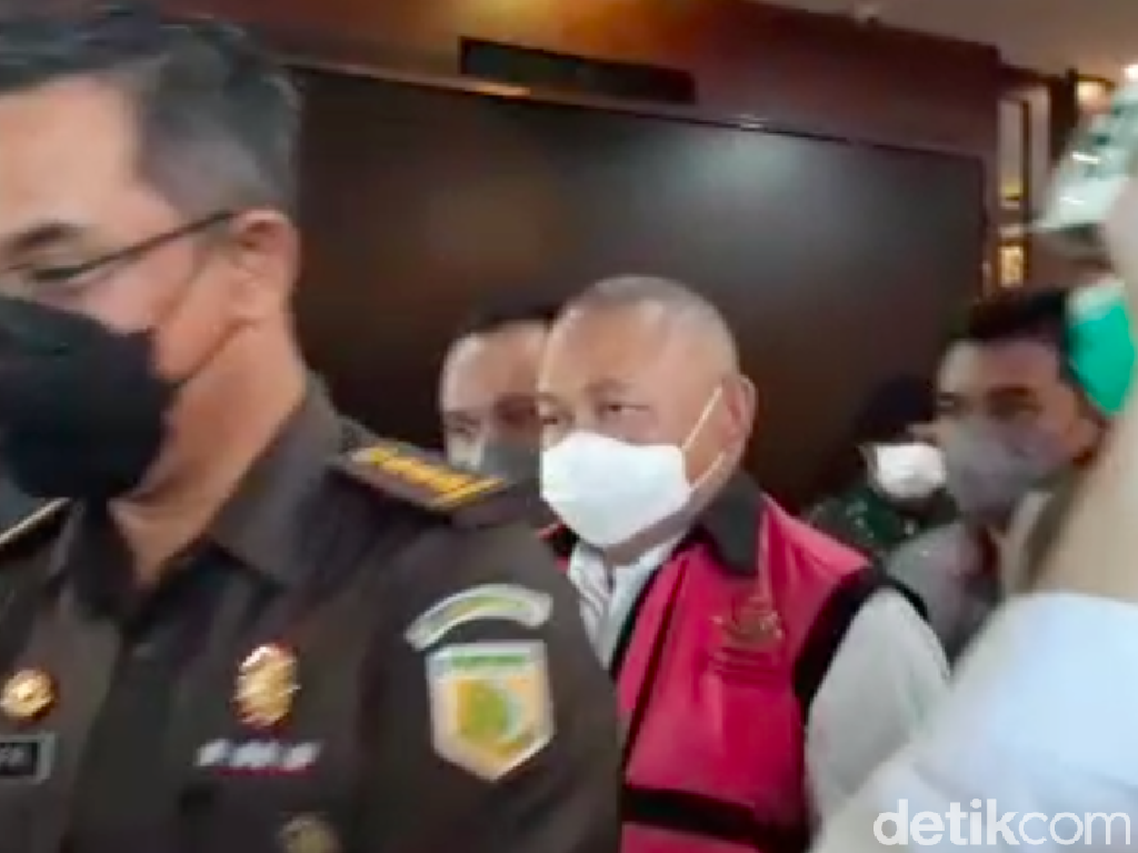 Alex Noerdin Jadi Tersangka Lagi, Kini Kasus Korupsi Masjid Sriwijaya!