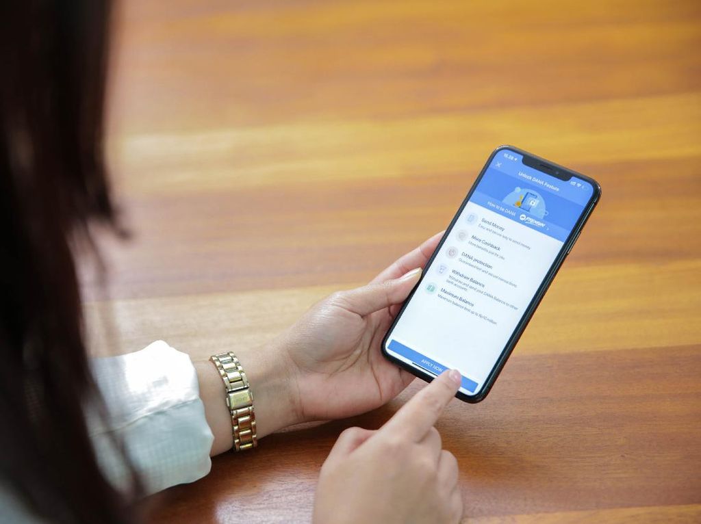 4 Cara Transfer BCA ke DANA Gratis, Bisa Cepat Tanpa Aplikasi 4 Cara Transfer BCA ke DANA Gratis, Bisa Cepat Tanpa Aplikasi