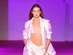 Vogue Dikecam karena Hapus Kata Palestina dari Postingan Tentang Gigi Hadid