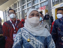 Khofifah Minta Kasus Penganiayaan-Pelecehan Remaja Putri di Malang Diusut Tuntas