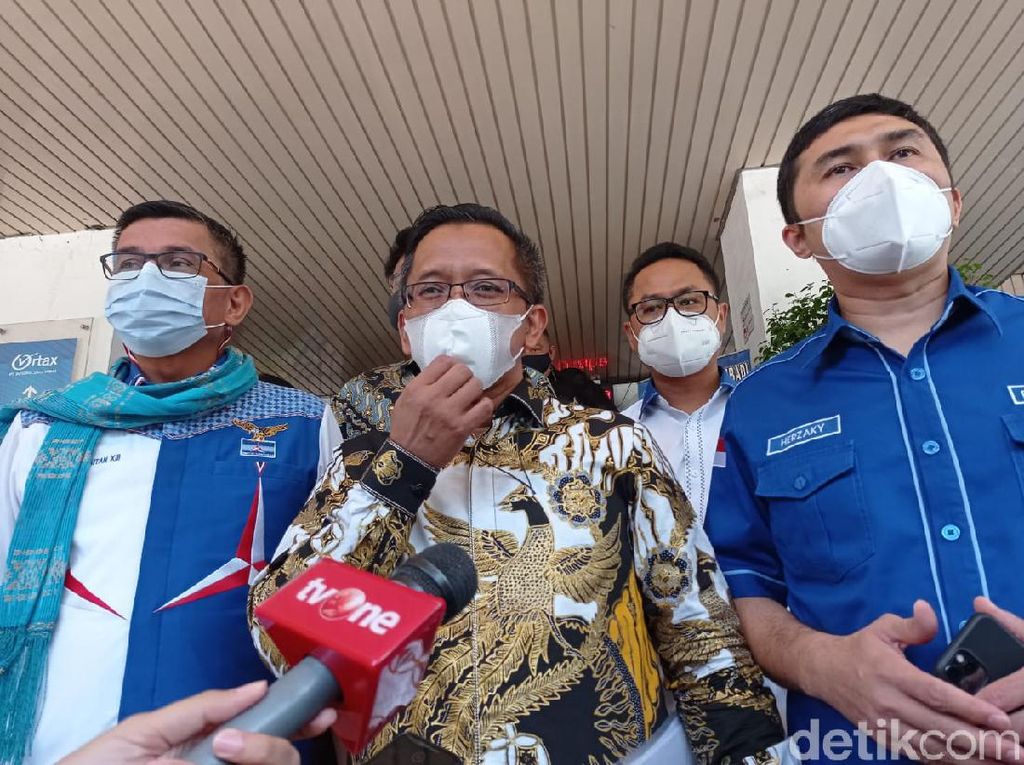 PD Hadirkan Bupati Karawang Jadi Saksi Fakta di Sidang Lanjutan KLB Moeldoko PD Hadirkan Bupati Karawang Jadi Saksi Fakta di Sidang Lanjutan KLB Moeldoko