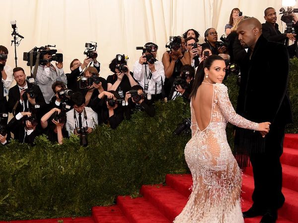 Foto: 8 Transformasi Gaya Kim Kardashian di MET Gala, Elegan Hingga Seksi
