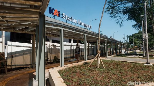 Menanti Rampungnya Penataan Stasiun Manggarai